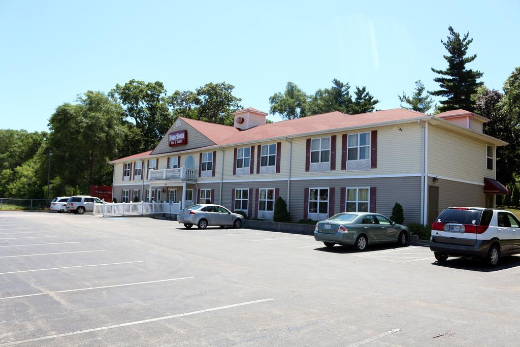 Hometown Inn & Suites شيريرفيل المظهر الخارجي الصورة